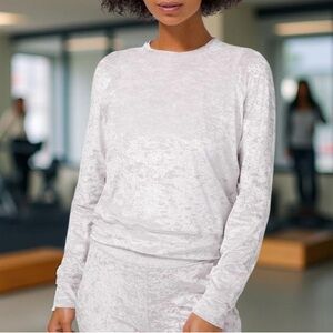 Lululemon Warm Down Crew Crushed Velvet Size 6 In Chrome Special Edition Top